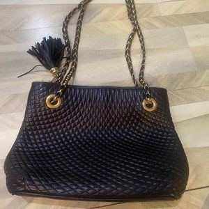 Quilted Bally Shoulder Shoulder Bag (with tassel) and Wallet
